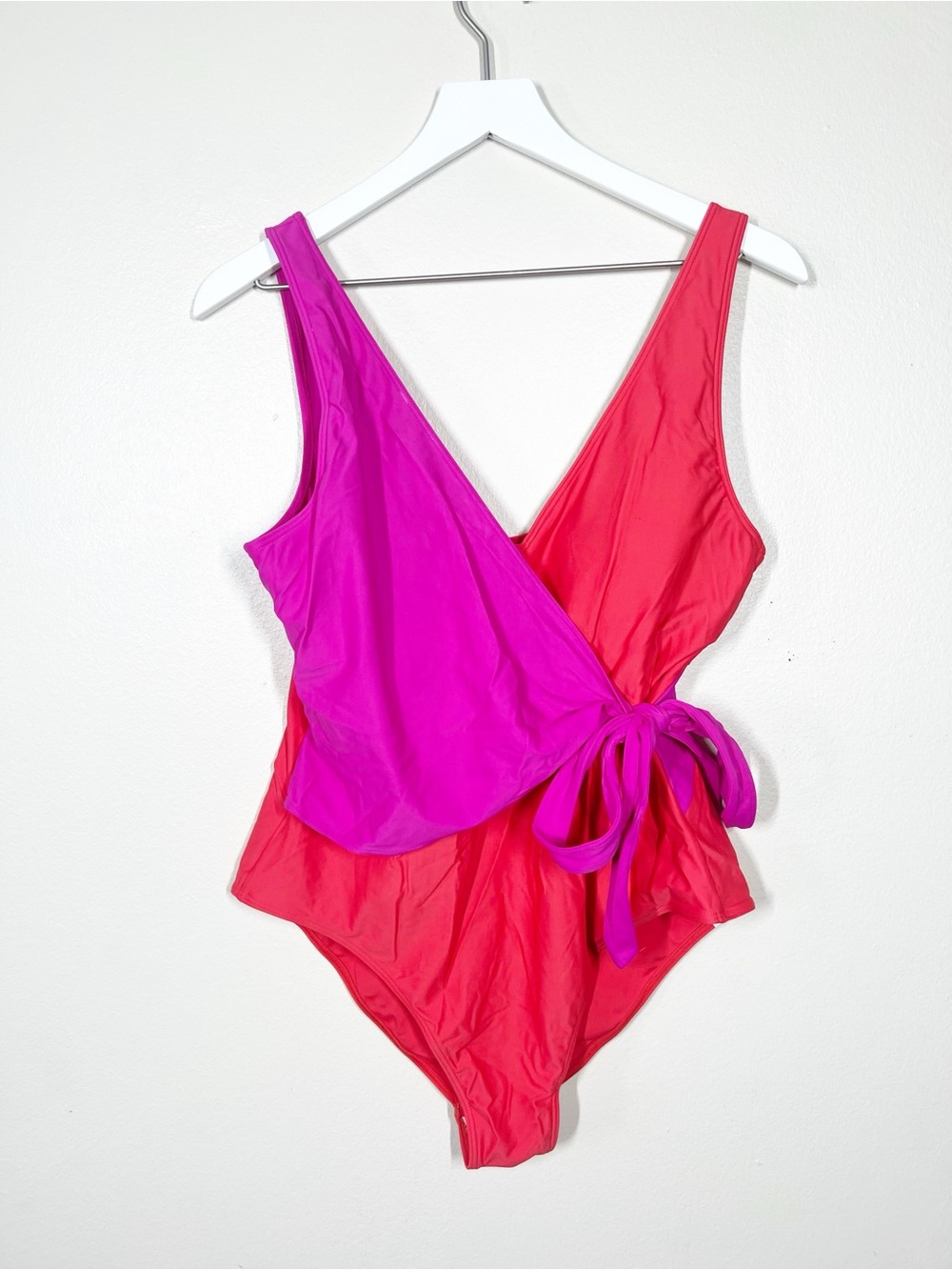Summersalt Womens The Perfect Wrap One-Piece Swimsuit Hibiscus & Grapefruit